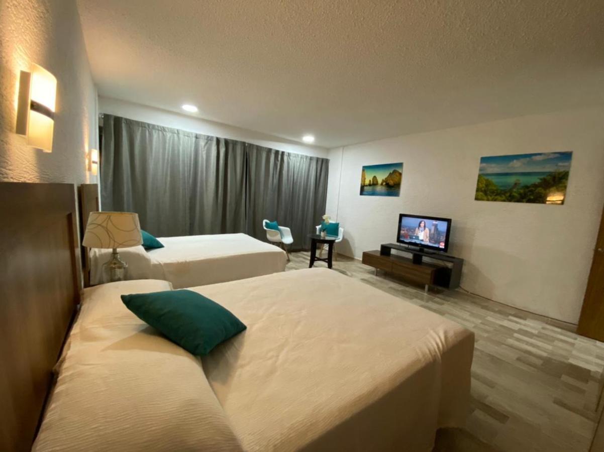 Dual View Ocean Front Apartment Cancun